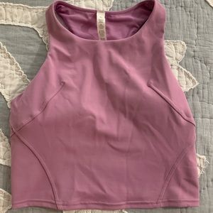 Never been worn. Lululemon crop work out top size 6.